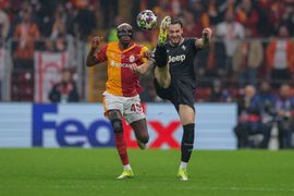 Advantage Victor Osimhen’s Galatasaray: Paul Onuachu flops as Trabzonspor stumble in title run