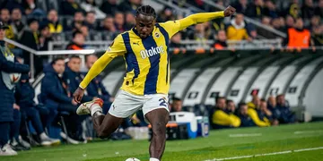 Super Eagles star slams referee after controversial Red Card in Rizespor’s defeat to Fenerbahçe