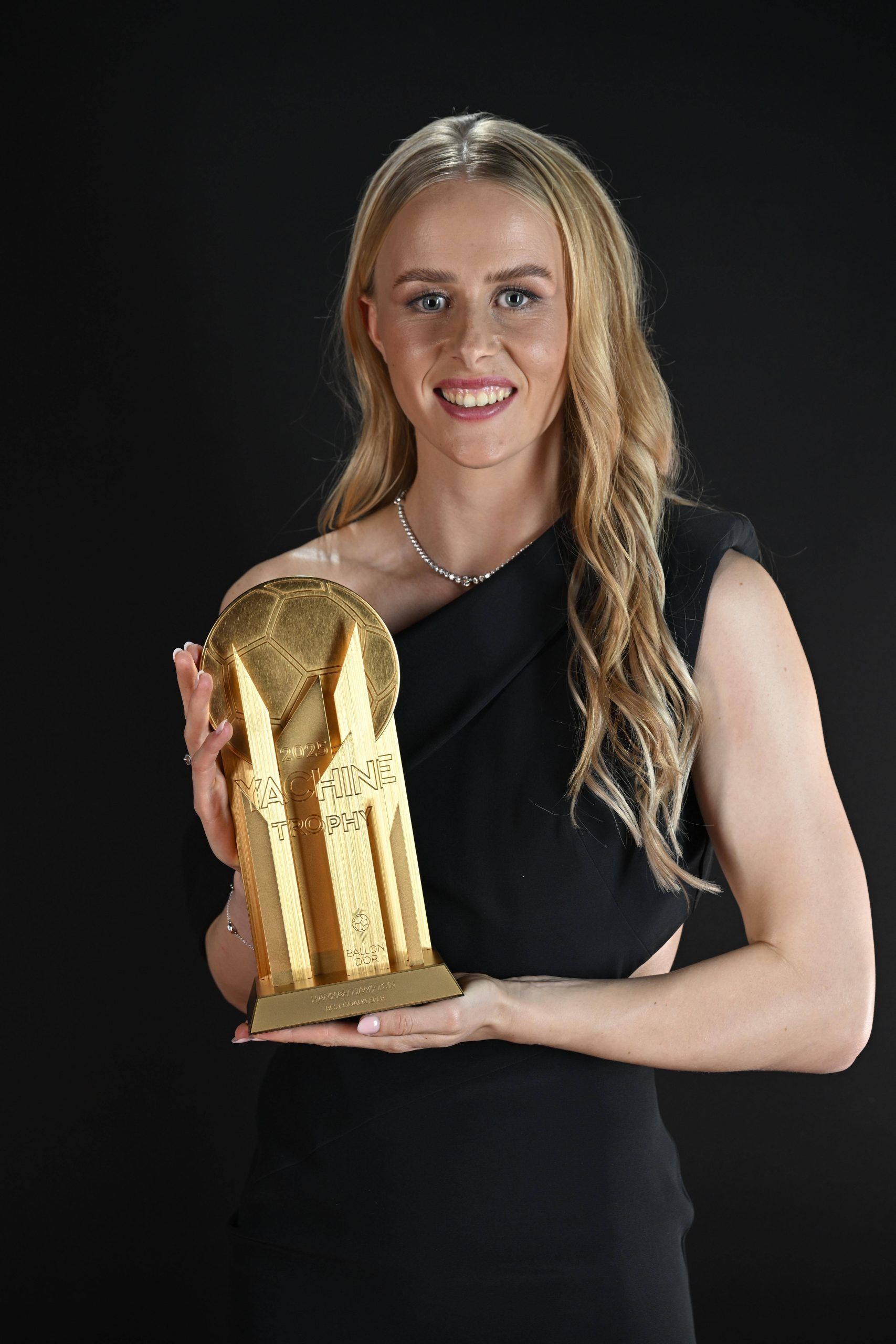 Chelsea and England goalkeeper Hannah Hampton wins the 2025 FIFA The Best Women’s Goalkeeper Award