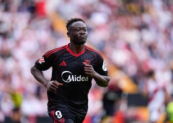 Henry Makinwa: Ex-Rayo Vallecano & Rapid București star on Super Eagles coaching job: “I’m the best”