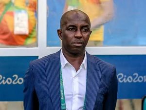 “Nigeria abandoned me” – Ex-Super Eagles coach Samson Siasia rues NFF’s role in five-year FIFA ban