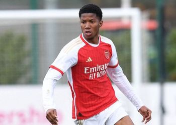 Nigeria-eligible striker set for long-term deal at Manchester United