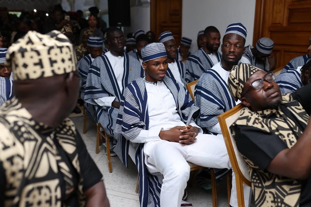 Eagles of Mali players at the government house in Mali