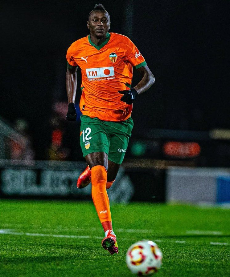 New Valencia forward Umar Sadiq