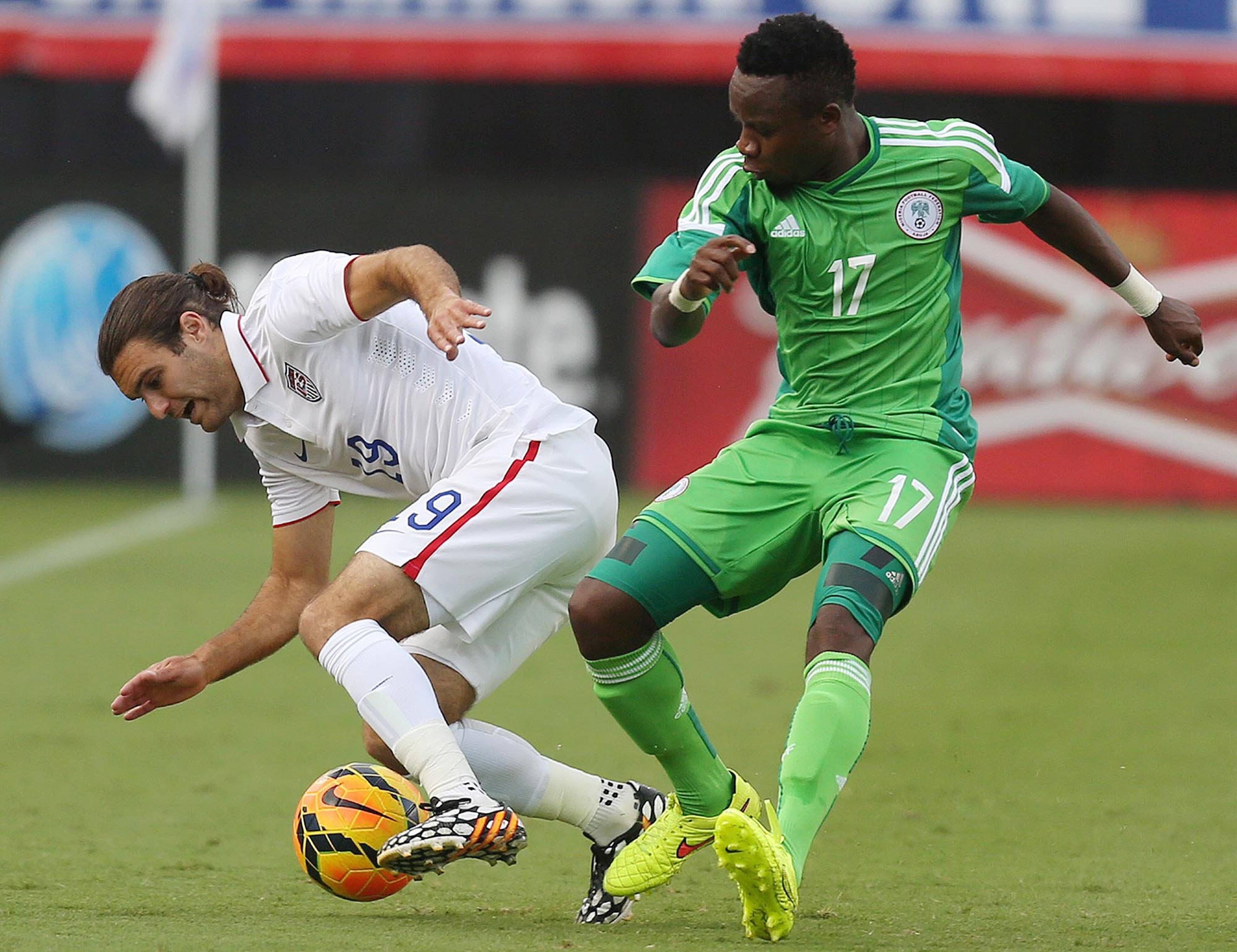 Ogenyi Onazi in action for the Super Eagles