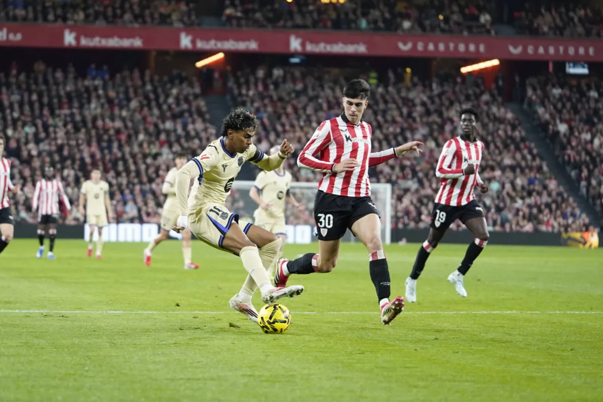 Lamine Yamal seen during Athletic Club vs Barcelona