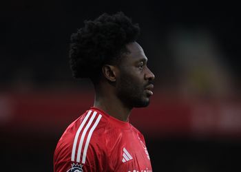 Pre-match ritual: Osayi-Samuel vibes to Lawrence Oyor’s ‘Favour’ ahead of Fenerbahce clash