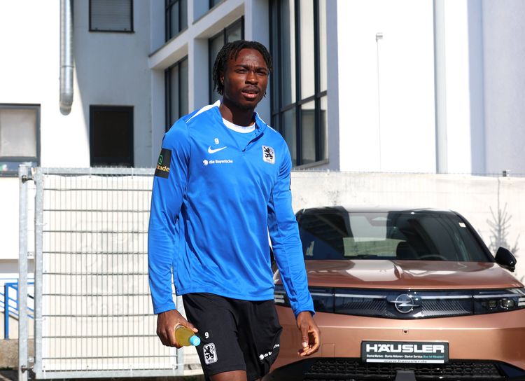 1860 Munich star Dickson Abiama. 