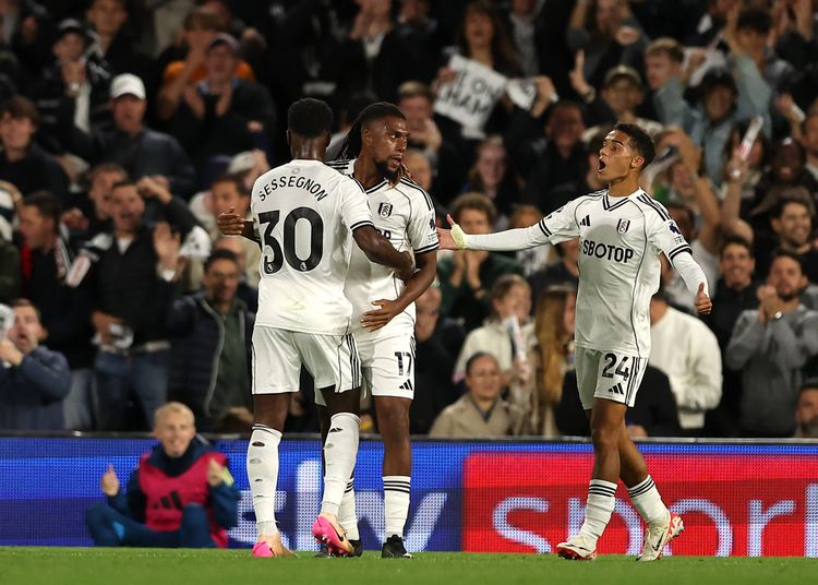 Watch: How Alex Iwobi played big brother to Fulham youngster before spurring team to big win over Brentford