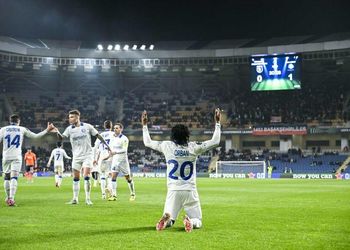 “It’d be good if someone leaves” – Pundit wants one of two Super Eagles stars to leave Genk, as West Ham slam door shut