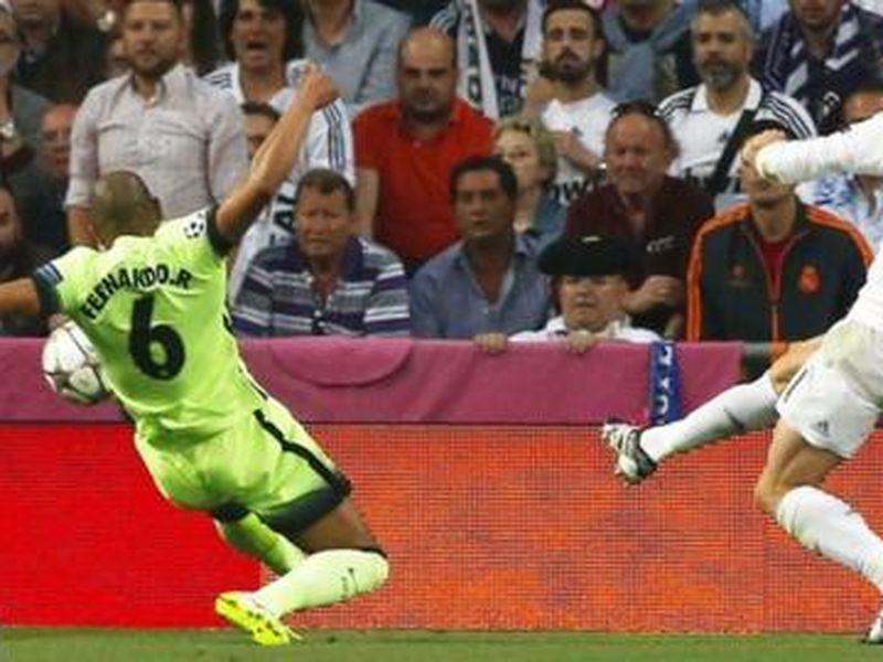 Bale shoots Real Madrid to finals