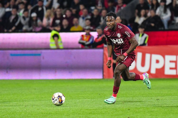 Philip Otele joins FC Basel: 4 Nigerian players who have represented the Swiss champions