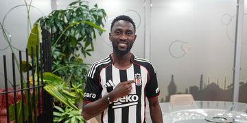 See Ndidi’s Powerful Image As He Lends His Voice To The #EndSars Movement