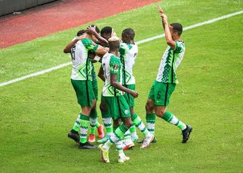 ‘Omo Naija’ – Super Eagles-eligible Arsenal forward takes style home on 21st birthday