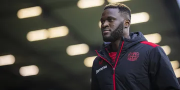 Cisse out for seven-game ban after accepting the spitting charge