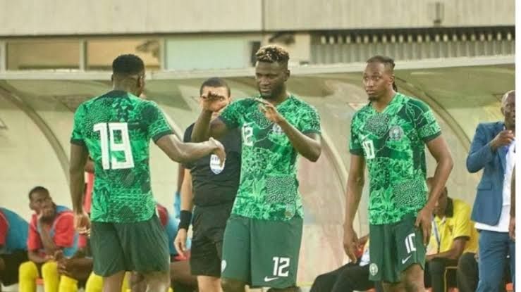 Nottingham Forest’s Taiwo Awoniyi sends heartfelt message to devastated Victor Boniface after AFCON miss