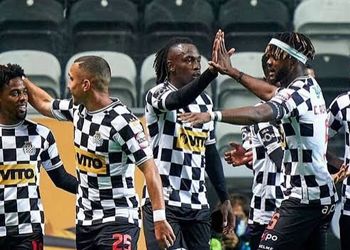 Awaziem nominated for POTM in Portugal