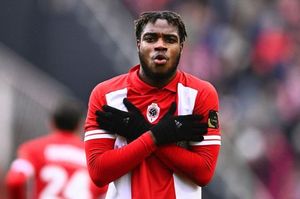 George Ilenikhena: Royal Antwerp’s Franco-Nigerian wonderkid sets personal best against Gent