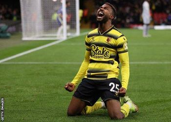 Watch: ‘I’m with my guy’– Nottingham Forest’s Emmanuel Dennis spotted with Otedola’s daughter