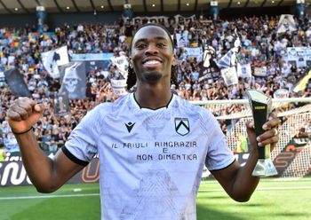 Moses Simon: Former Chelsea boss set to work with Super Eagles star at Paris FC