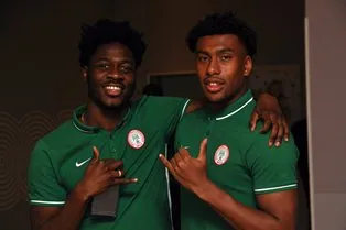 17-year-old Nigeria-eligible defender pens professional deal with Chelsea