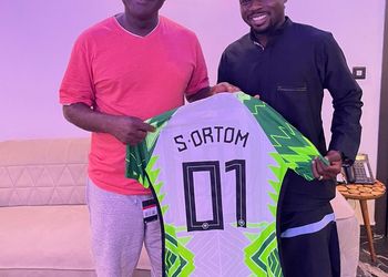 Super Eagles star visits Benue State Governor, seeks ways to empower youths