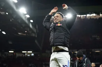 “Grew up watching” – Super Eagles prospect Arthur Okonkwo calls Manchester legend his goalkeeping GOAT