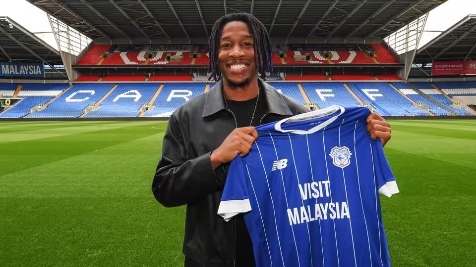Gabriel Osho for Cardiff City