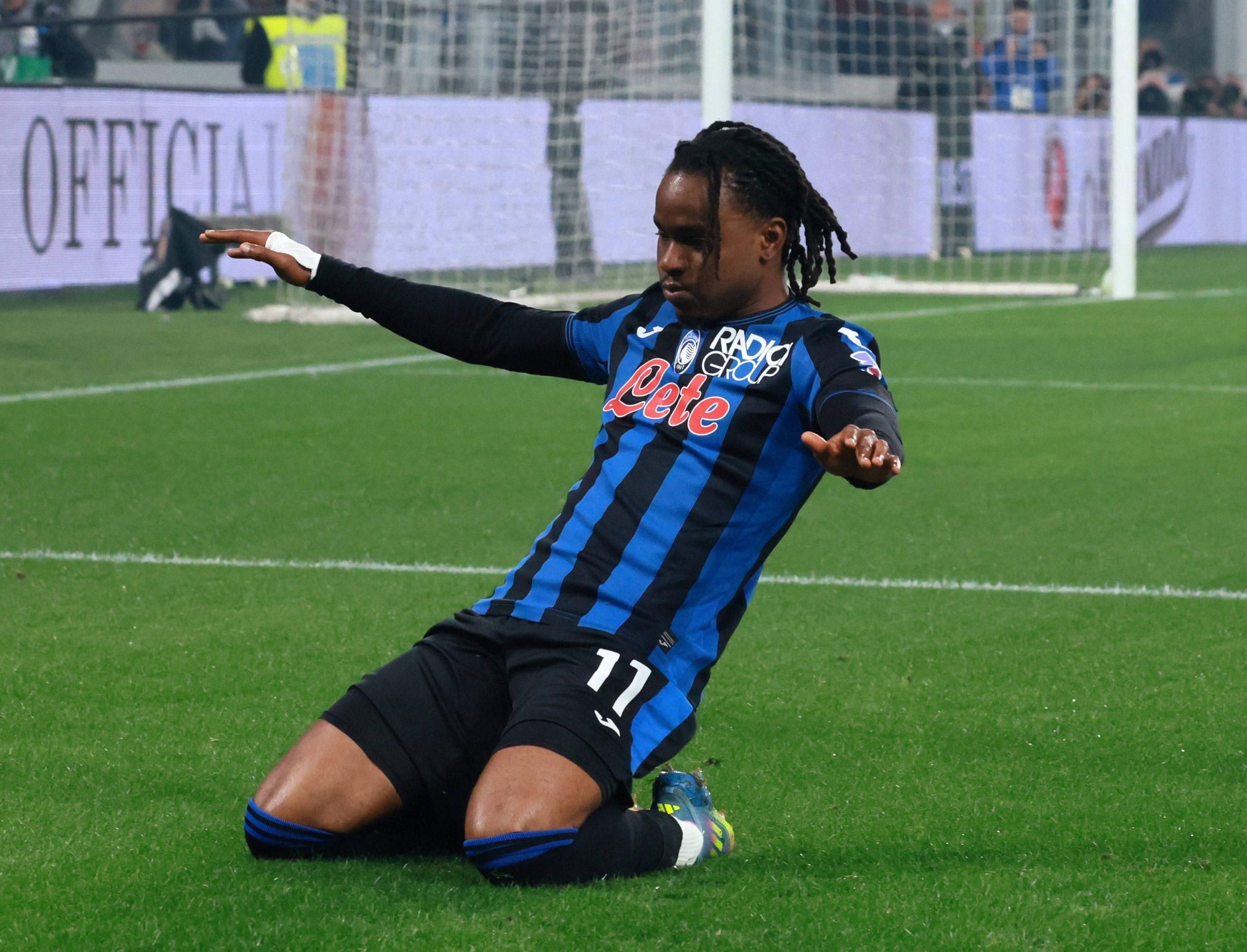 Ademola Lookman celebrates his goal during a Serie A match between Atalanta and Roma
