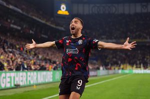 “He’ll hit those heights” – Former Rangers midfielder backs Dessers for success following Super Eagles exclusion