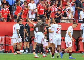 Report: Alaves set to swoop in for record-breaking Super Eagles striker