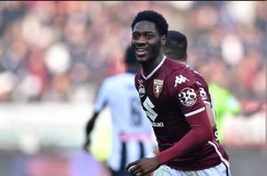 Super Eagles star Aina reveals bizarre encounter with fans during his time at Torino