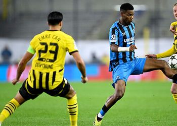 “He is more intelligent than that”- Club Brugge boss defends Raphael Onyedika after dismal showing in Conference League semifinal against Fiorentina