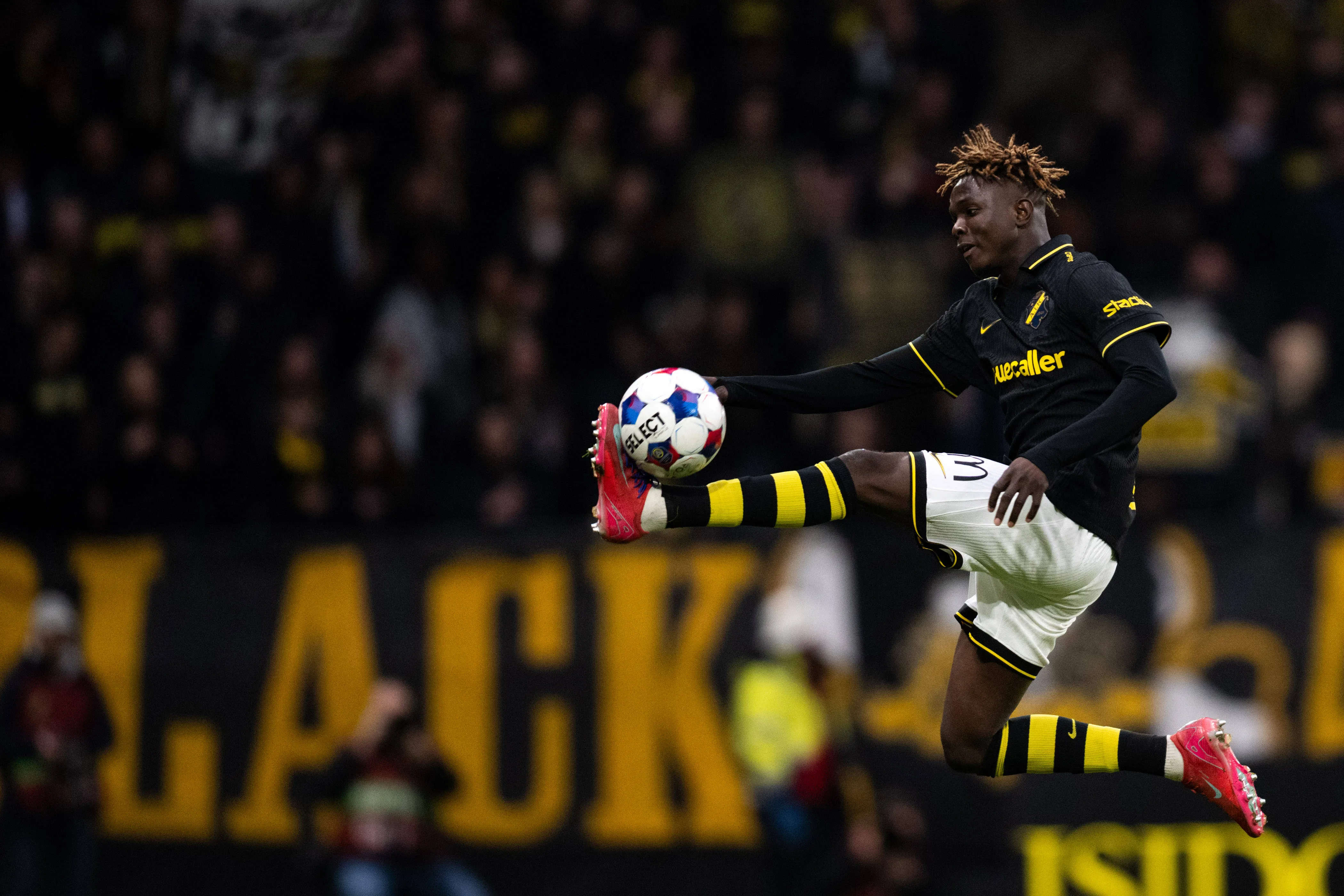 AIK and Nigerian forward Zadok Yohanna