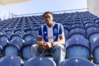 Official: FC Porto sign Nigerian wonderkid Abraham Obasi