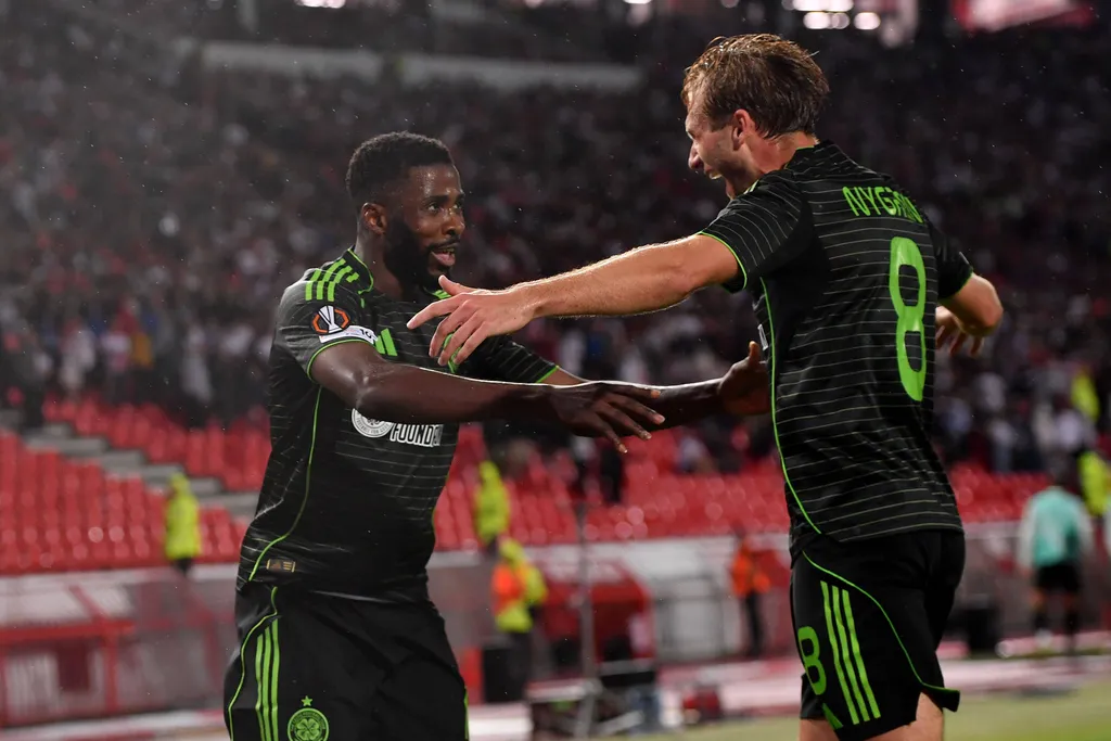 KELECHI IHEANACHO and BENJAMIN NYGREN celebrate in the Crvena zvezda vs Celtic Glasgow UEFA Europa league match at Rajko Mitic stadium, Belgrade 24.09.2025