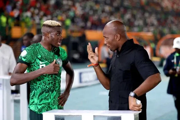 Didier Drogba reacts to Galatasaray fans’ emotional tifo for Victor Osimhen’s late mother