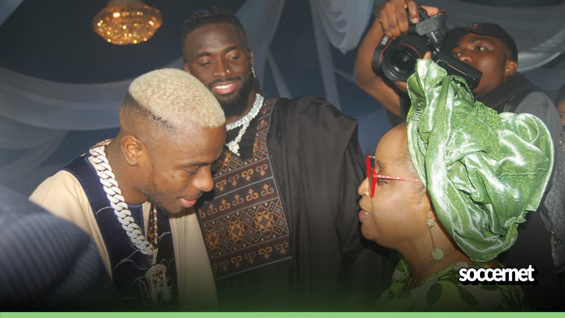 Victor Osimhen with Tolu Arokodare at his brother's wedding