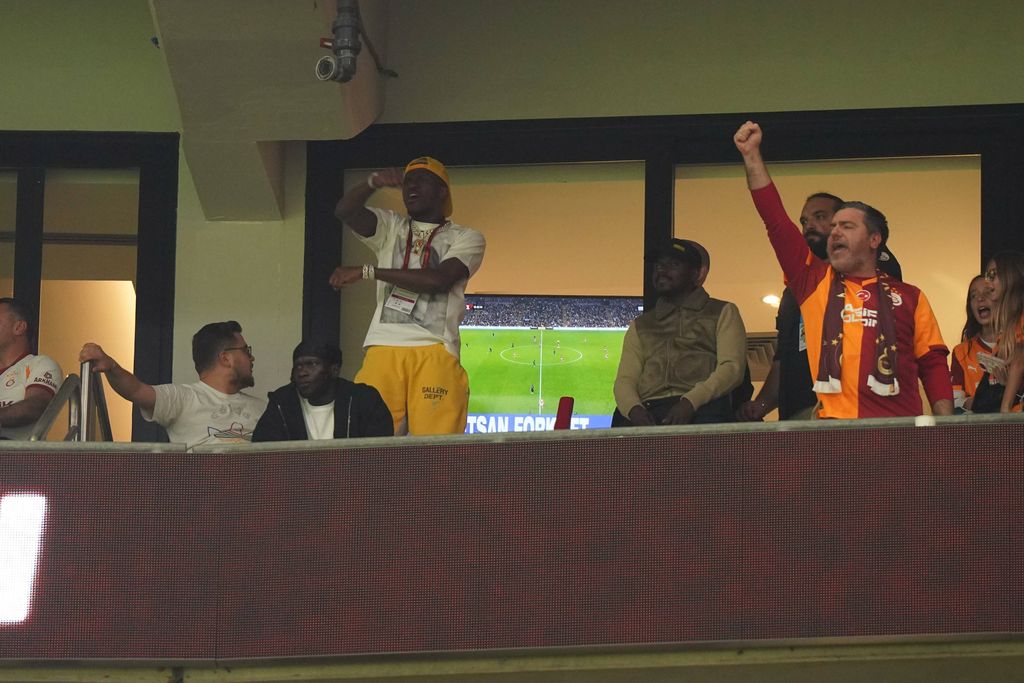 Victor Osimhen celebrates for his team second score during the Trendyol Super League match between Galatasaray SK and Genclerbirligi SK