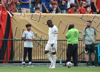 “His numbers are great”- Ex-Liverpool winger tips Victor Osimhen to succeed at Chelsea