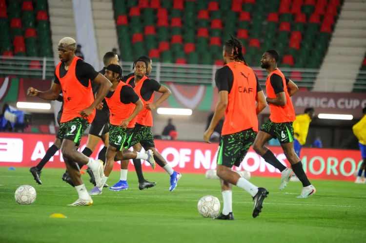 Super Eagles stars Victor Osimhen, Alex Iwobi, 