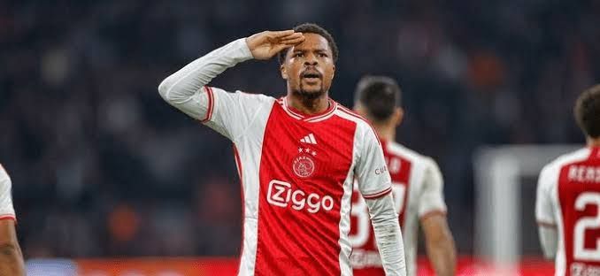 “I’m going back to London” – AFC Ajax star Akpom on missing Nigeria’s games against Ghana, Mali