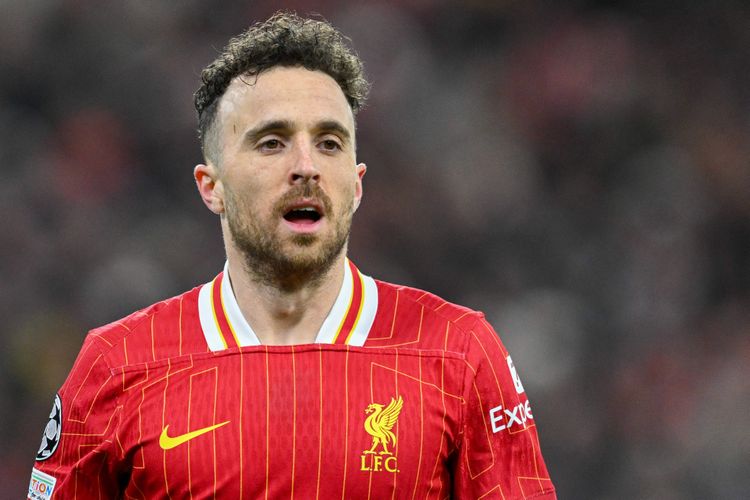 “Can’t be real” – How Ola Aina, other Nigerian stars react to the tragic death of Liverpool’s Diogo Jota