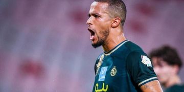 World Cup qualifiers: Troost-Ekong leads two other early birds as Super Eagles camp opens in Uyo (WATCH)