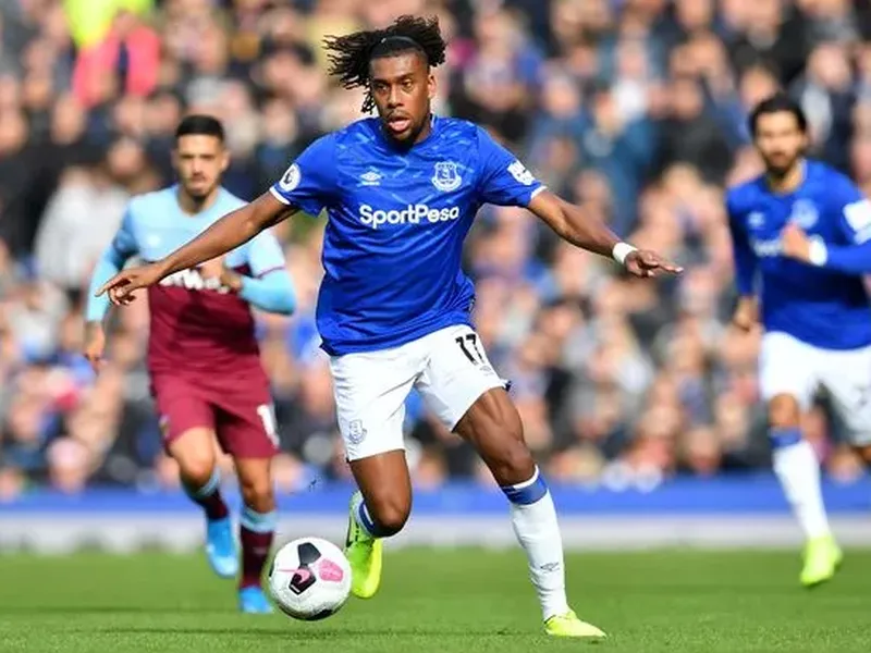 Arsenal supporters noticed what happened when Alex Iwobi started for Everton against West Ham - football.london