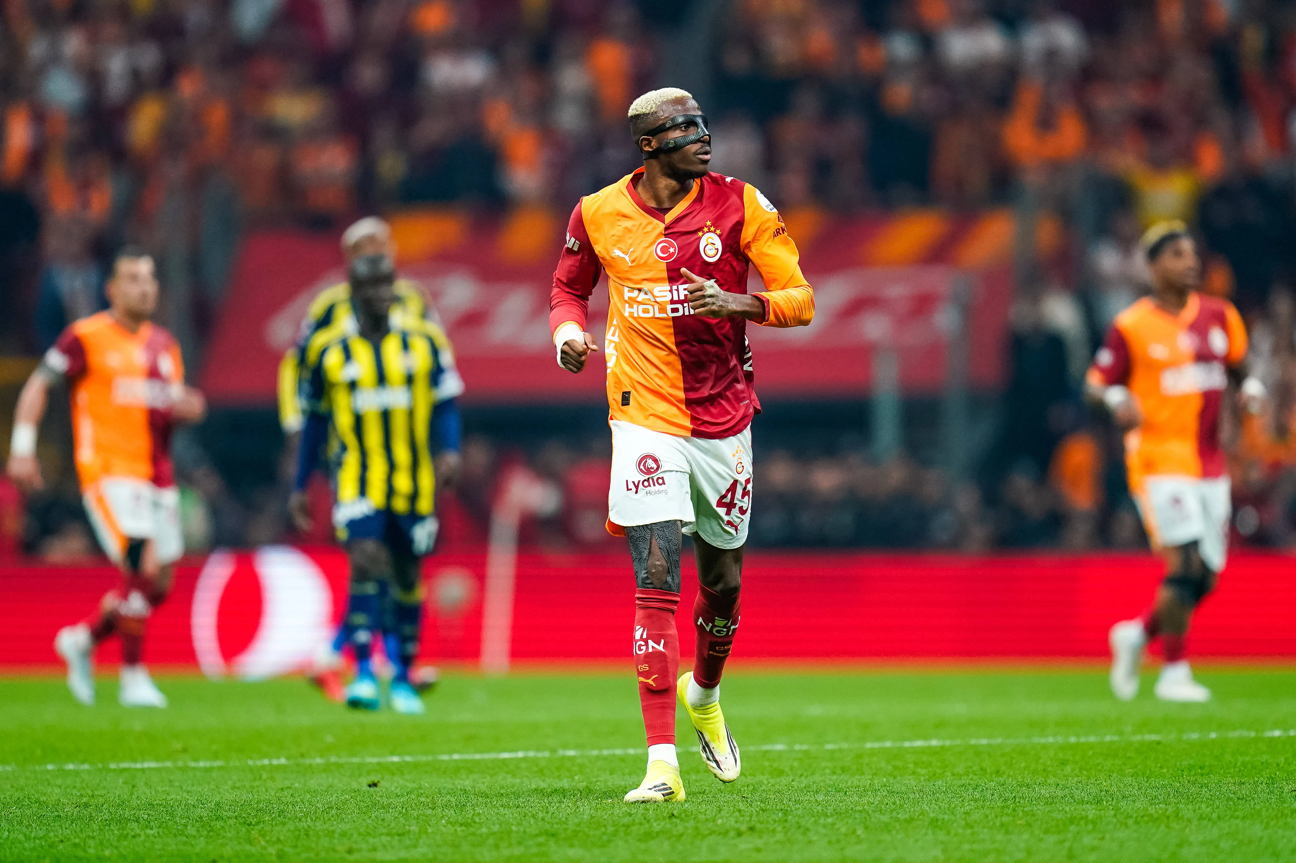 Victor Osimhen of Galatasaray is in action during the Super League match between Galatasaray and Fenerbahce at Rams Park