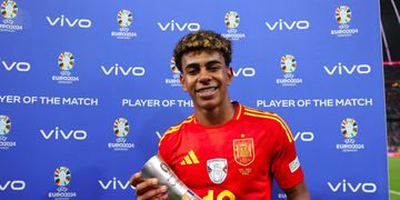 Kelechi isn’t the problem – Ex-Super Eagles star hits back at Orta’s “mistake” comments about Iheanacho