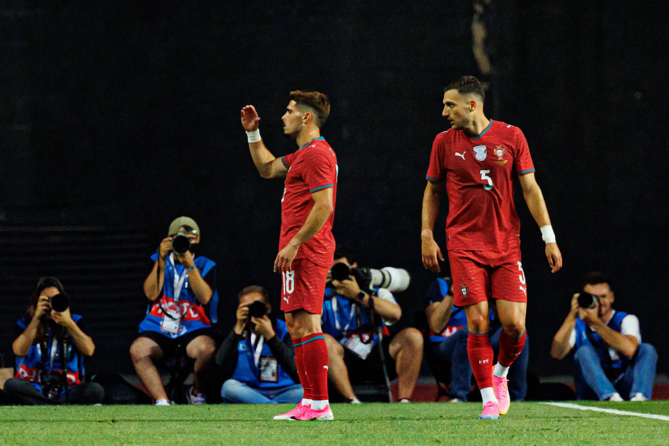 Pedro Neto celebrates 