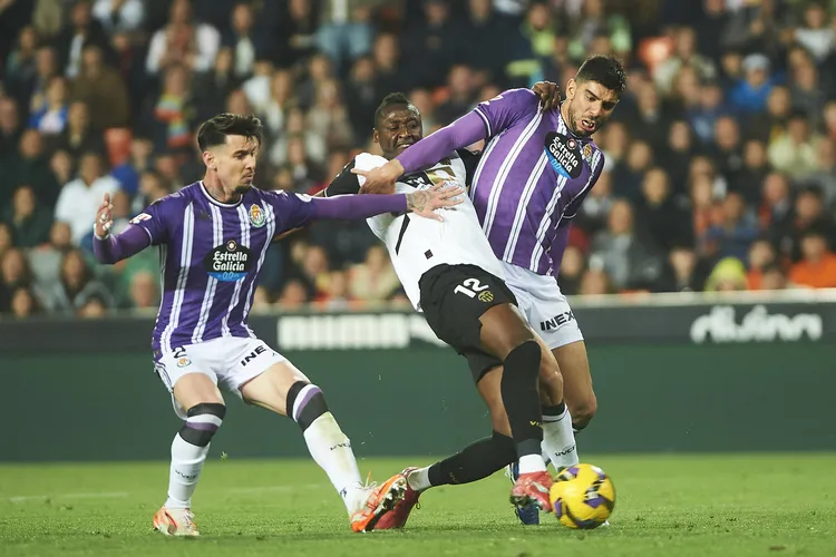 Sadiq Umar: Qatari club plotting ₦55 billion bid for Super Eagles star