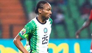 Super Eagles star Kelechi Nwakali celebrates his sister as she officially becomes a medical laboratory scientist
